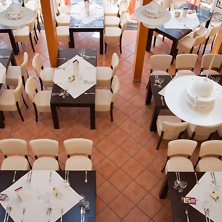 施普利瓦尔德假日酒店 招待所 阔克威兹