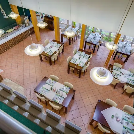 施普利瓦尔德假日酒店